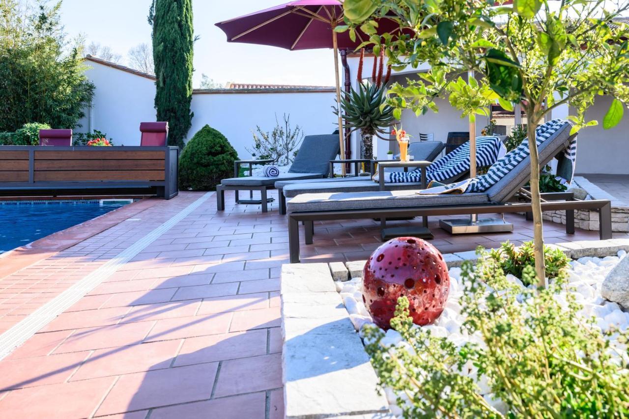 Gites La Catalane Theza Exterior photo